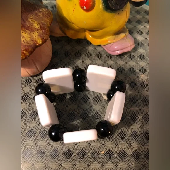 Classic Domino Bracelet - Picture 12 of 13